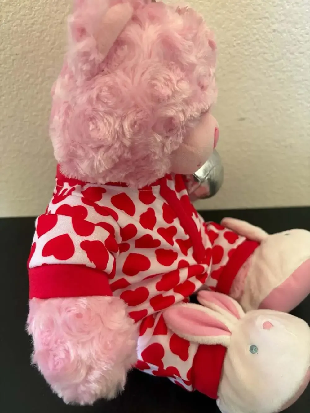 Build-A-Bear Pink Valentine Teddy Bear Hearts Pajamas Kisses Pillow Slippers Bag